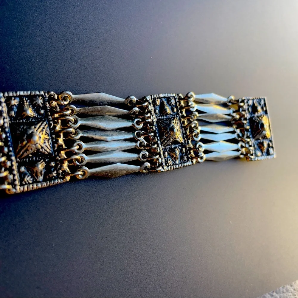 Vintage this bracelet